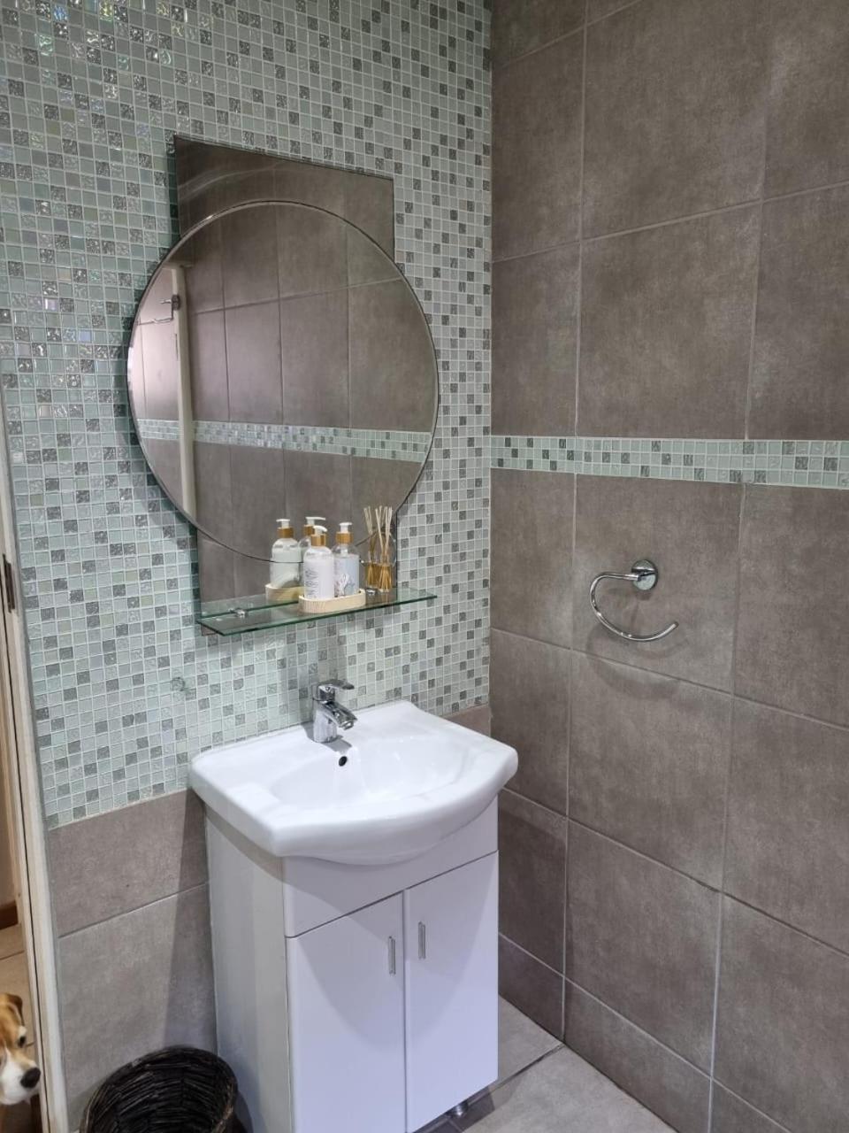 Hope Lodge East London Ngoại thất bức ảnh